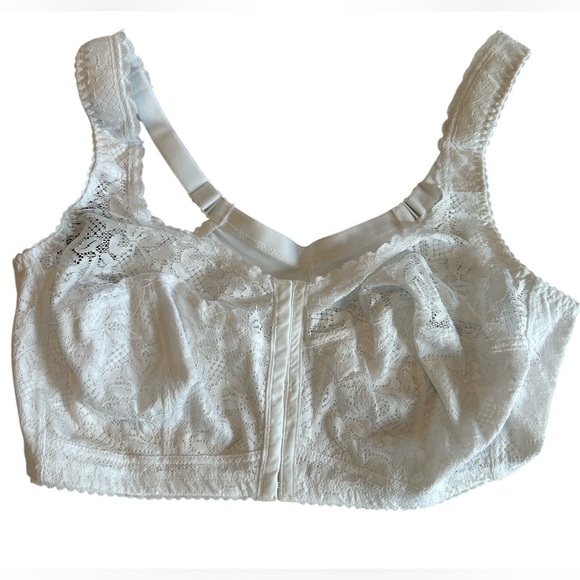 Lot of 3 Frugue Bras 2 Minimizer 1 Back Support.The first 2 are NWT 3rd NWOT 46F - Picture 2 of 11